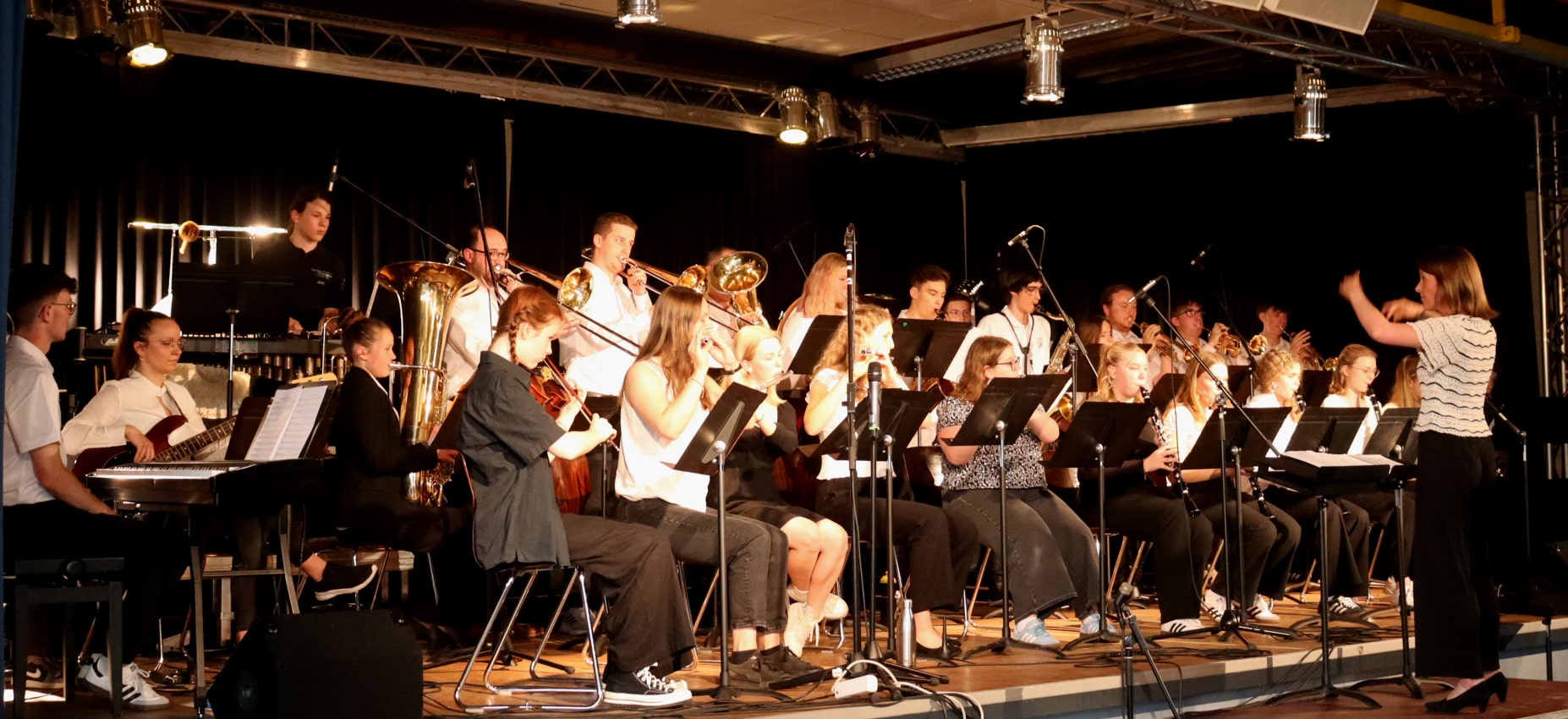 Orchester-min